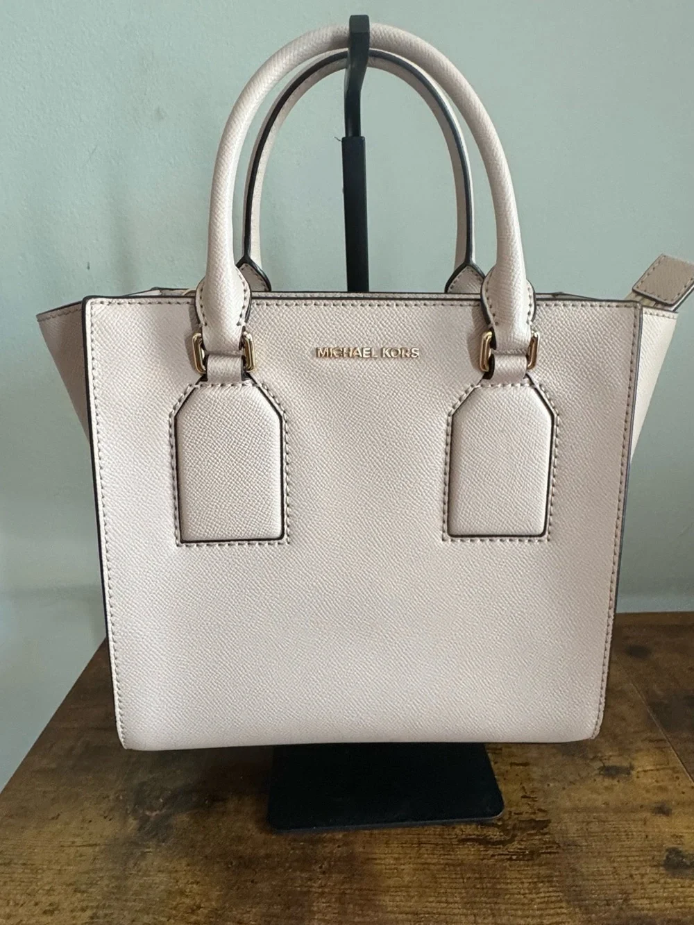 Michael Kors Women's Pale Pink Saffiano Leather Tote